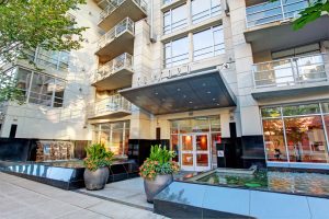 Concord condo 2929 1st ave